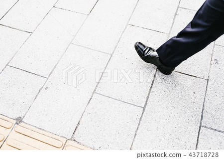 行走的商人 行走的商人 43718728