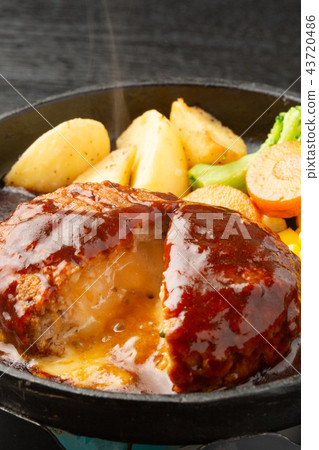 Cheese in hamburger steak 43720486
