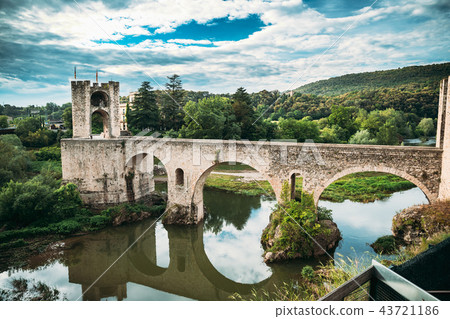 Besalu, Girona, Catalonia, Spain. Famous Landmark Old Medieval R Besalu, Girona, Catalonia, Spain. Famous Landmark Old Medieval R 43721186