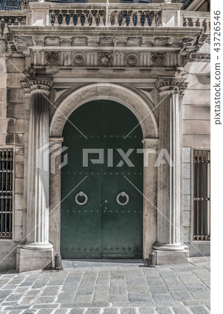 Arched door with Doric columns 43726546