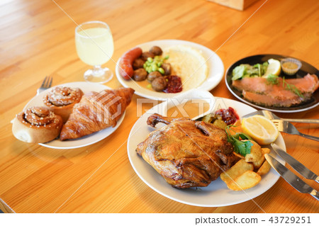 Tandoori chicken Tandoori chicken 43729251
