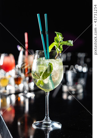 cocktail in the bar 43731254