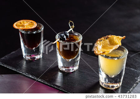 cocktail in the bar cocktail in the bar 43731283