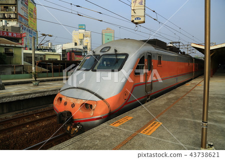 台灣台北台灣鐵路 台灣台北台灣鐵路 43738621