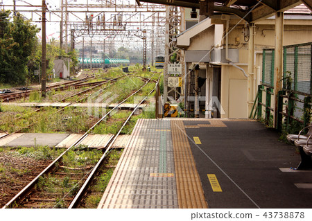 Ogimachi線列車進入鶴見線武藏白石站(1) Ogimachi線列車進入鶴見線武藏白石站(1) 43738878