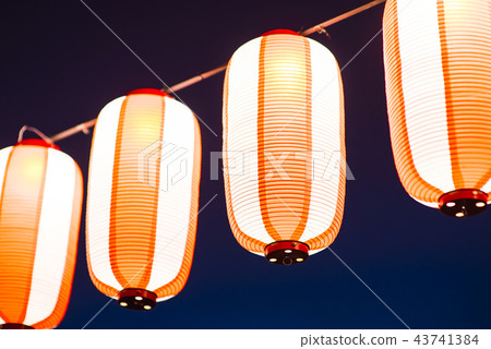 Paper lanterns has been in existent in china, japan and korea for centuries and they are usually Paper lanterns has been in existent in china, japan and korea for centuries and they are usually 43741384