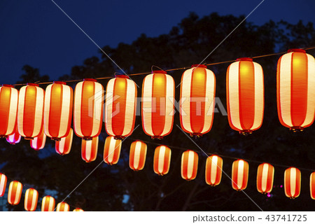 Paper Lantern orange color decoratiion at Chinatown closed up night lignt background Paper Lantern orange color decoratiion at Chinatown closed up night lignt background 43741725