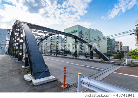 Hakuyo Bridge where the arch of Fukagawa is beautiful Hakuyo Bridge where the arch of Fukagawa is beautiful 43741941