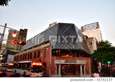 台中宮原眼科醫生在日本統治期間 43742137