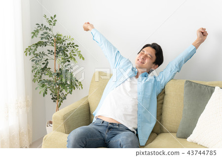 Male lifestyle image Male lifestyle image 43744785