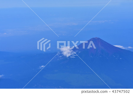View Mt. Fuji from an airplane View Mt. Fuji from an airplane 43747502