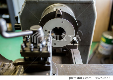 Parts processing scenery Parts processing scenery 43750662
