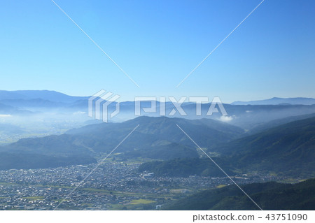 山脈和雲海 山脈和雲海 43751090