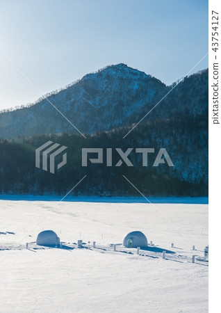 Beihai Daohu Lake Ice Village 43754127