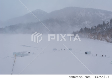 Morning in the village of Beiran Lake 43755124