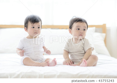 Three authorized families Three authorized families 43755243