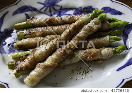 蘆筍卷豬肉 蘆筍卷豬肉 43756826