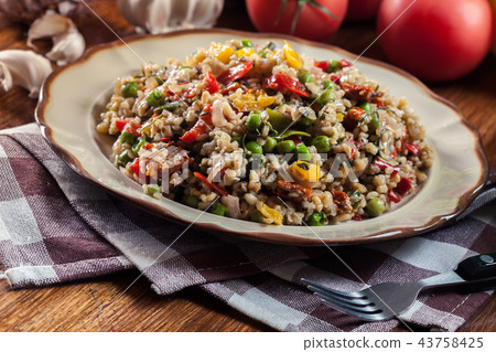Bulgur salad with vegetables 43758425