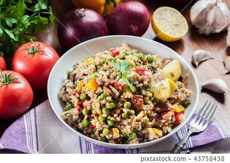 Bulgur salad with vegetables 43758438