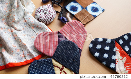 SDGs Reuse of surplus cloth Reuse Handmade Hagire cloth Handmade Hand-sewn image work 43760212