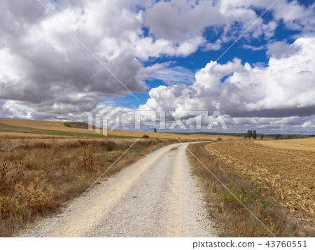 Via Aquitana - Caldadilla de la Cueza 43760551