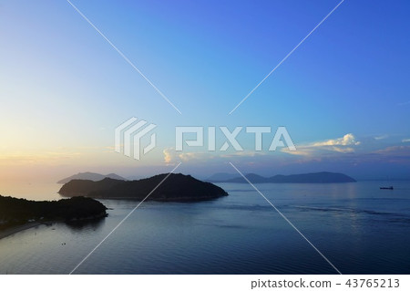 Morning in Setouchi (from Naoshima) Morning in Setouchi (from Naoshima) 43765213