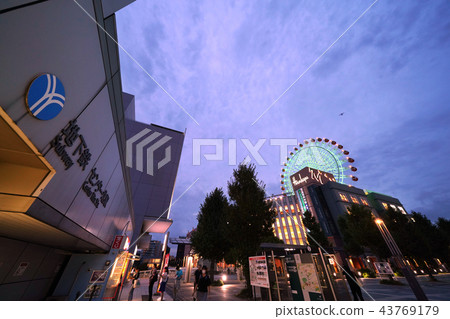 Yokohama cityscape of Japan You can see the cityscape in front of Subway Center North Station (such as mosaic mall Kohoku Kita Tsuki Hankyu) 43769179