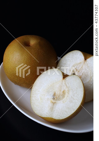 Half of the water 43774307