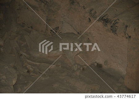 China Xi'an Terracotta Warriors Mausoleum of the Qin Shi Huang China Xi'an Terracotta Warriors Mausoleum of the Qin Shi Huang 43774617