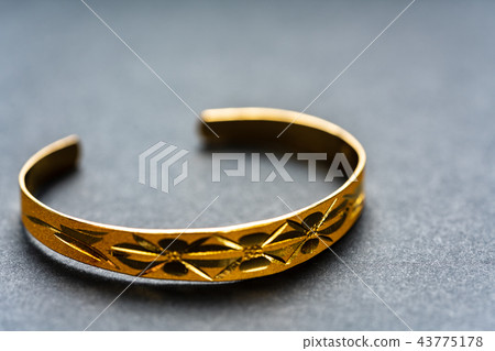 Stone gift jewelery for baby's health 43775178