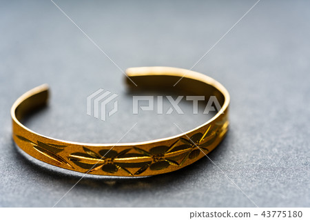 Stone gift jewelery for baby's health 43775180