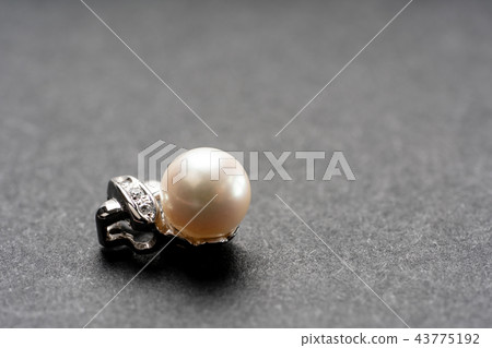 Jewelry close-up symbolizing eternity Jewelry close-up symbolizing eternity 43775192