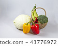 蔬菜，西蘭花，紅辣椒，紅色蔬菜，辣椒粉，黃瓜，籃子 43776972