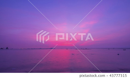 Amazing sunset.Colorful sky in the sunset. Natural Amazing sunset.Colorful sky in the sunset. Natural 43777315