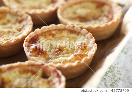 餡餅糕點 43778799