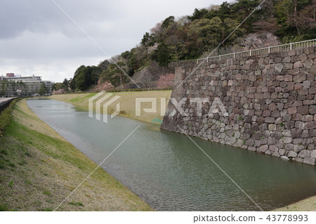 Kanazawa castle 43778993