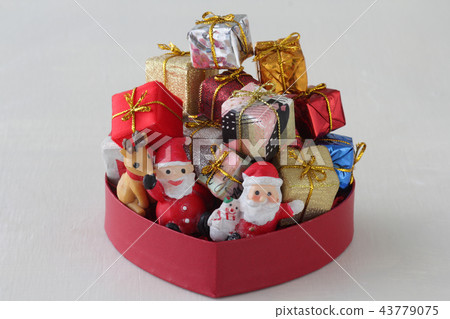 Christmas miscellaneous goods image 43779075