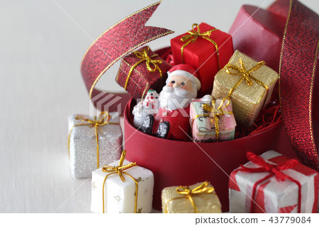Christmas miscellaneous goods image 43779084