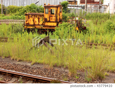 Working locomotive left by the side of Nambu line Hama Kawasaki Station Working locomotive left by the side of Nambu line Hama Kawasaki Station 43779410