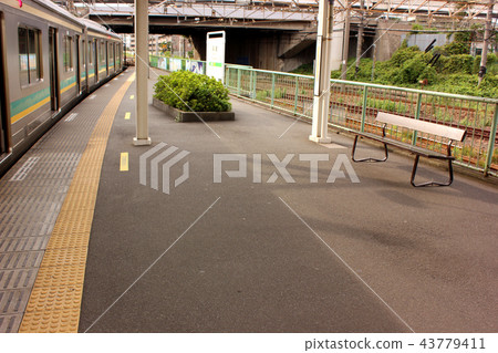 Assault train running at Nambu line Hama Kawasaki station 43779411