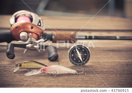 Fishing tackle - Baitcasting Reel, hooks and lures Fishing tackle - Baitcasting Reel, hooks and lures 43780915