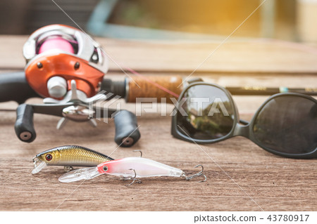 Fishing tackle - Baitcasting Reel, hooks and lures Fishing tackle - Baitcasting Reel, hooks and lures 43780917