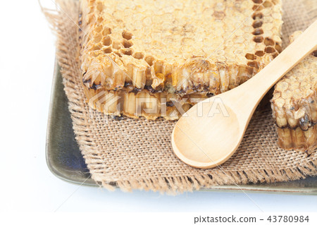 honeycomb on isolate or white background 43780984
