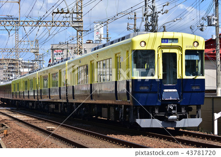 Kintetsu Osaka Line Series 5200 Kintetsu Osaka Line Series 5200 43781720