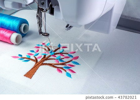 Embroidery machine and embroider tree design  43782021