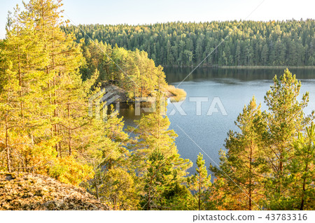 Valdermans Island Valdermans Island 43783316