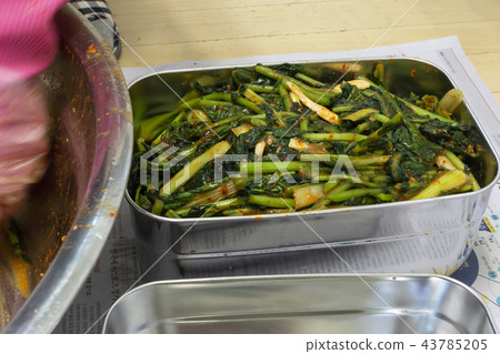 Yulmu Kimchi Yulmu Kimchi 43785205