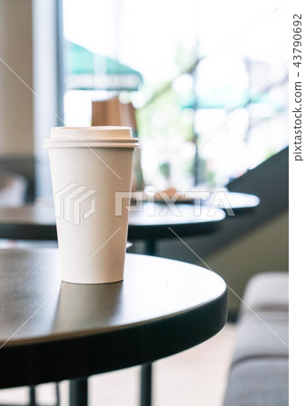 coffee cup in coffee shop coffee cup in coffee shop 43790692