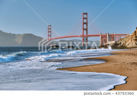 Golden Gate Bridge, San Francisco, California 43793360