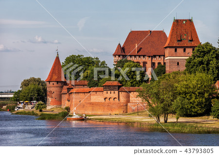 Malbork Castle at Nogat River in Poland Malbork Castle at Nogat River in Poland 43793805